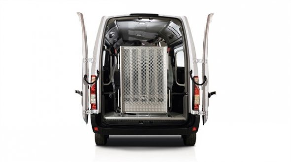 Renault Master Задні двері, що відкриваються на 270°